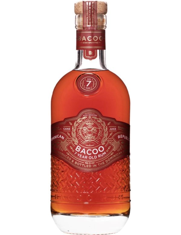 Bacoo Dominican Rum 7y  40% 70cl